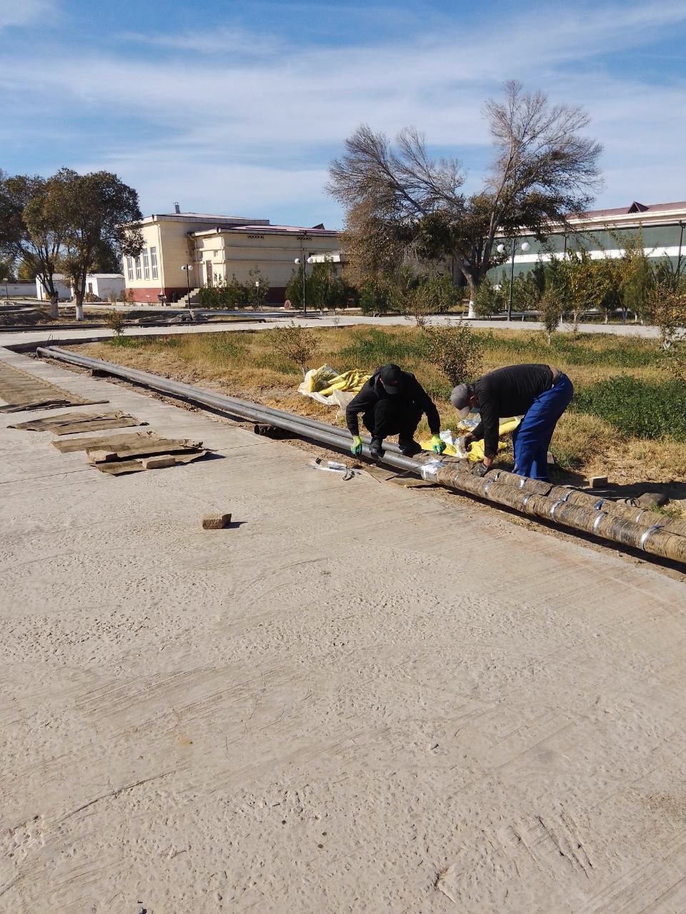 Xorazm viloyati 2-son markaziy shifoxonasida joylashgan qozonxonaning  issiqlik tarmoqlari issiqlik qoplamalarini ta'mirlash ishlari muvaffaqiyatli amalga oshirildi.